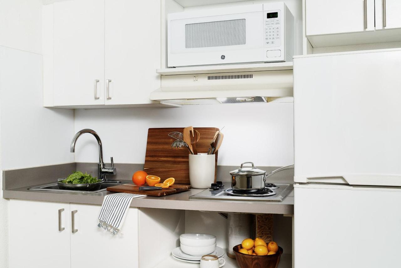 Intown Suites Extended Stay San Antonio Tx - Leon Valley South エクステリア 写真
