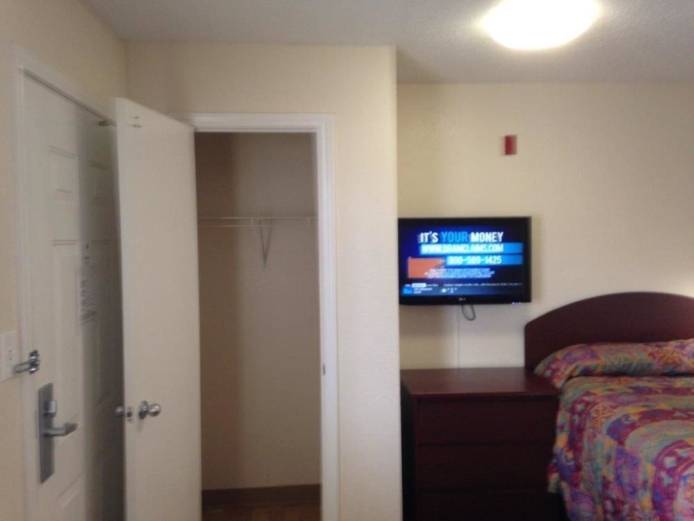Intown Suites Extended Stay San Antonio Tx - Leon Valley South エクステリア 写真